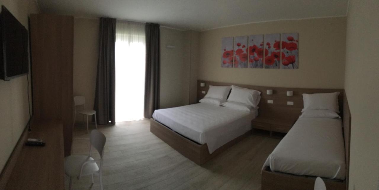 Terrazza Rooms Castrezatto Exterior photo
